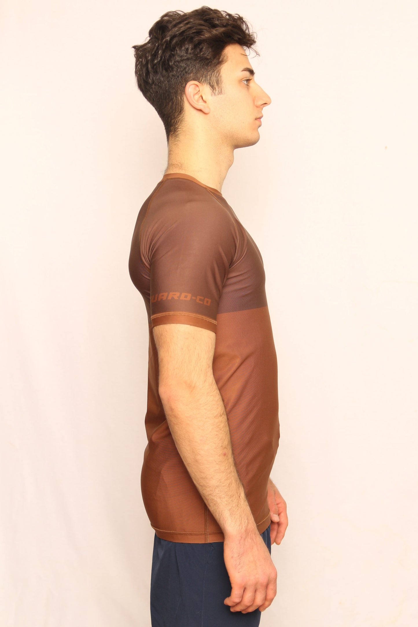 BROWN RANKED RASH GUARD