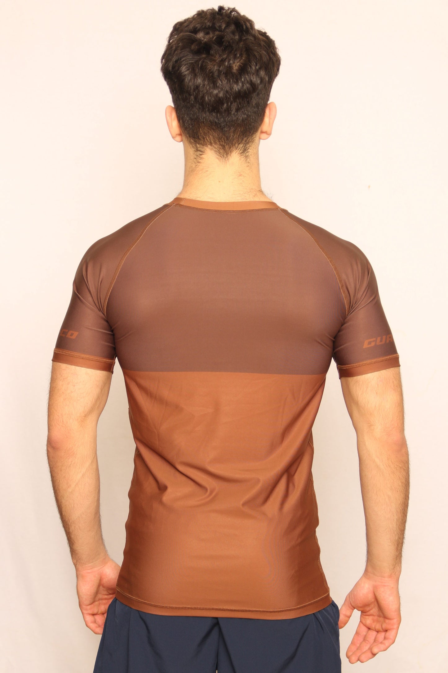 BROWN RANKED RASH GUARD