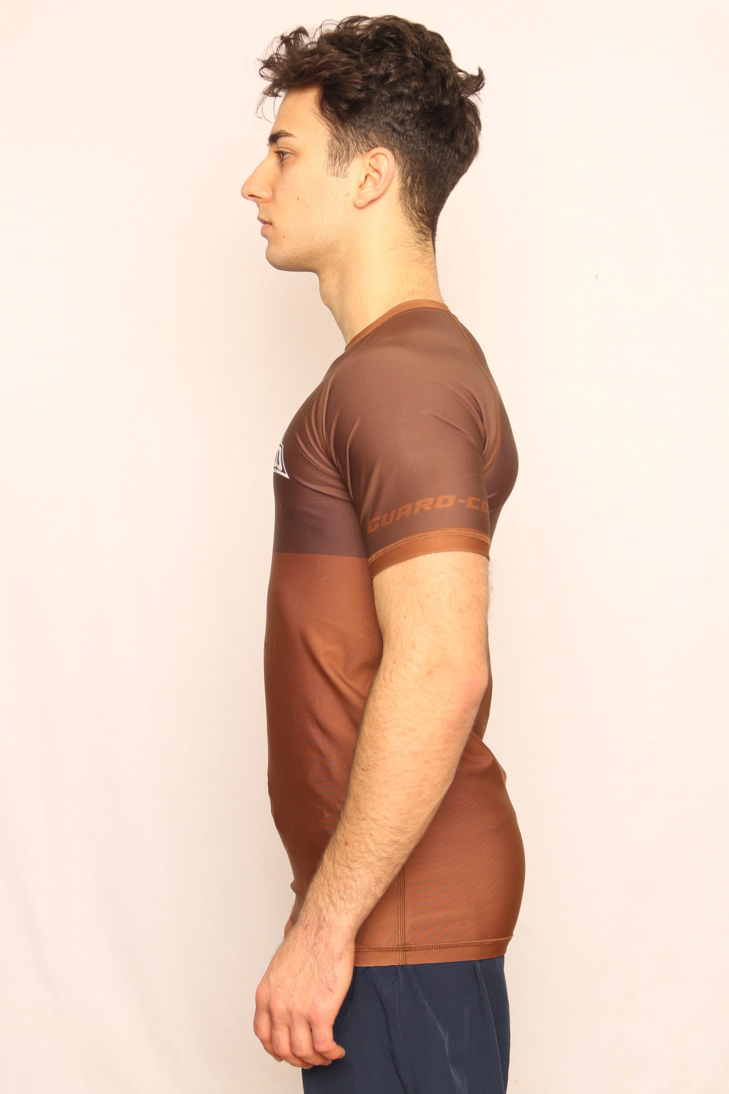 BROWN RANKED RASH GUARD