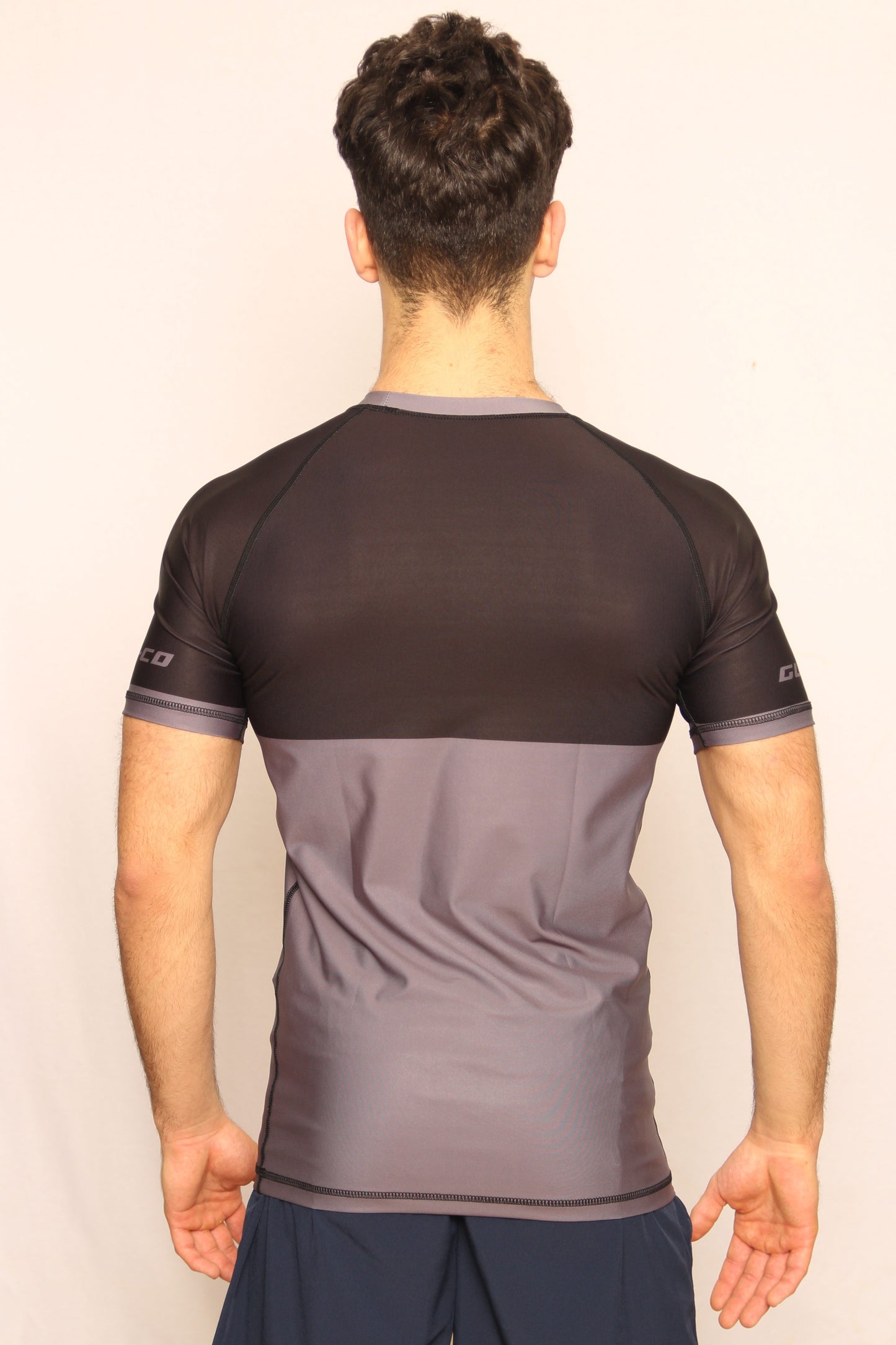 BLACK RANKED RASH GUARD