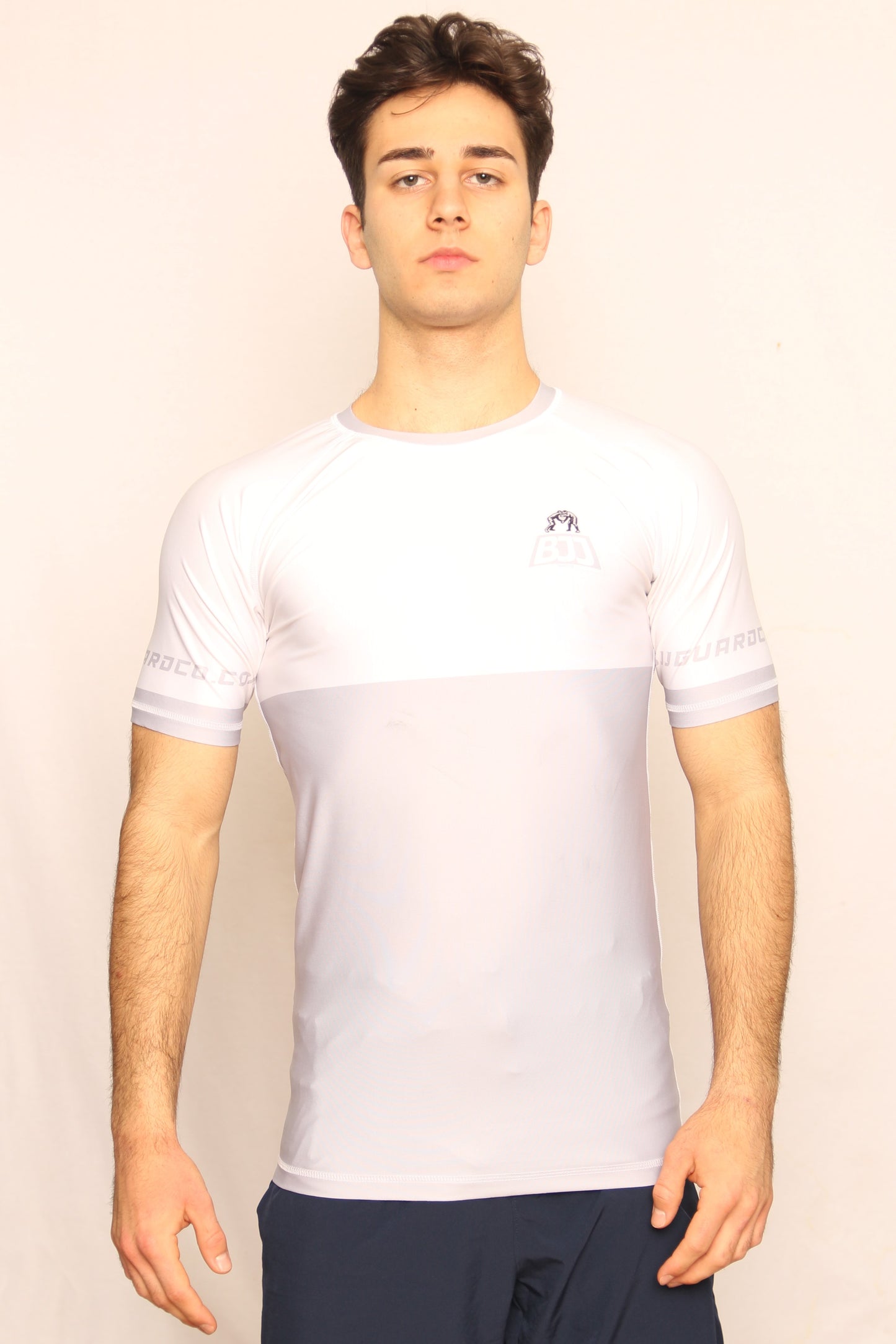 WHITE RANKED RASH GUARD